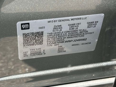 Used 2023 Chevrolet Traverse LT w/ LT Premium Package AWD/4WD image 20