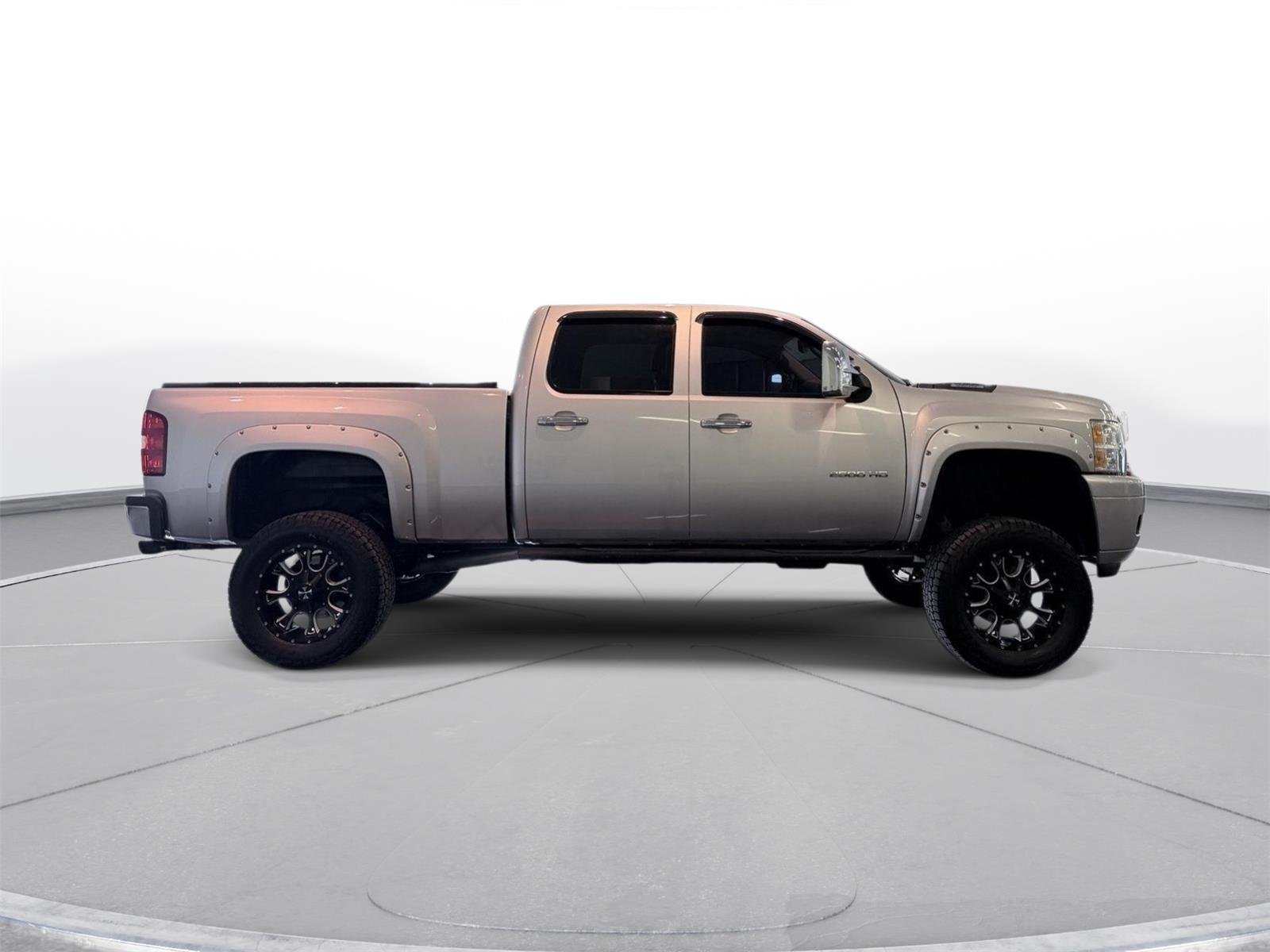 Used 2014 Chevrolet Silverado 2500 LTZ w/ LTZ Plus Package AWD/4WD image 19