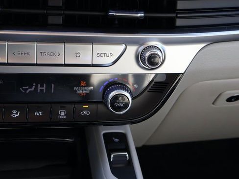 New 2025 Kia Telluride S image 26