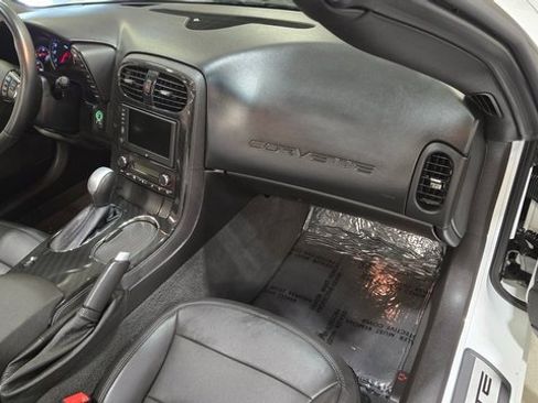 Used 2013 Chevrolet Corvette Grand Sport w/ 2LT Preferred Equipment Group image 31