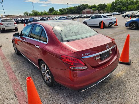 Used 2016 Mercedes-Benz C 300 Sedan w/ Surround View Package image 4