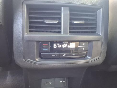 Used 2022 Volkswagen Atlas SE w/ Panoramic Sunroof Package image 19