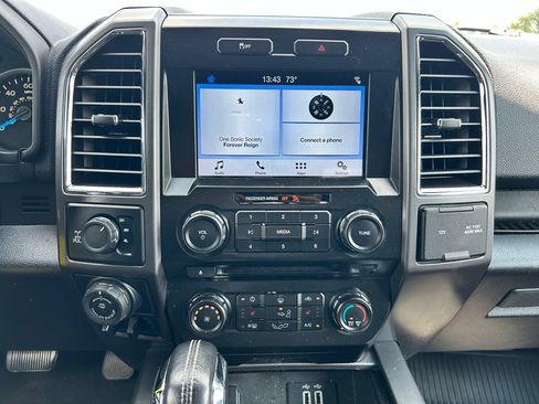 Used 2016 Ford F150 XLT w/ Equipment Group 302A Luxury AWD/4WD image 25