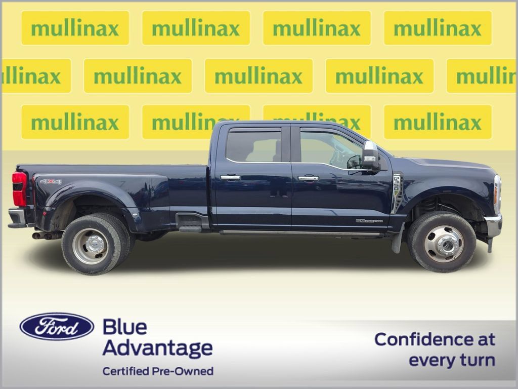Used 2025 Ford F350 Lariat w/ Lariat Ultimate Package AWD/4WD image 2