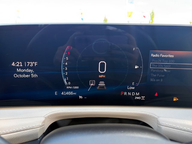 Used 2024 Cadillac XT4 Luxury w/ Cold Weather Package AWD/4WD image 26
