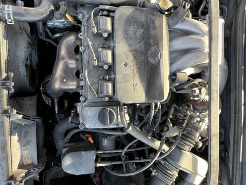 Used 2001 Toyota Solara SE image 10