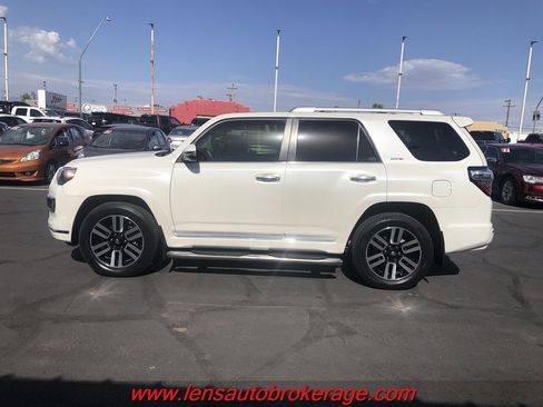 Used 2018 Toyota 4Runner Limited image 4