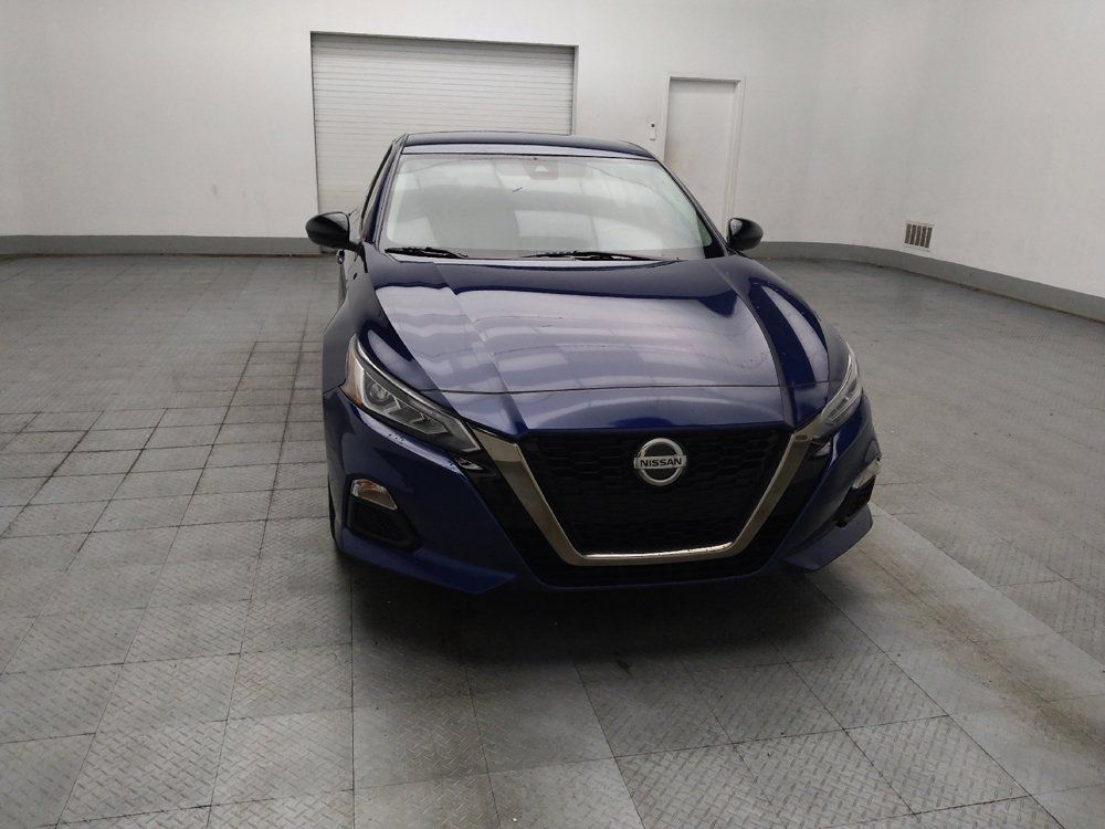 Used 2022 Nissan Altima 2.5 SR FWD image 14