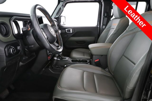 Used 2024 Jeep Gladiator Mojave AWD/4WD image 16