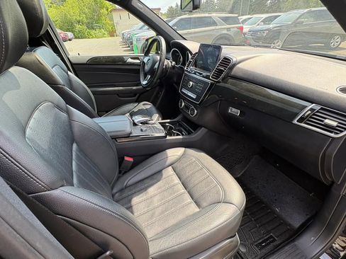 Used 2016 Mercedes-Benz GLE 350 4MATIC w/ Premium Package image 29