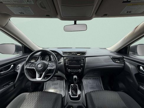 Used 2018 Nissan Rogue SV AWD/4WD image 27