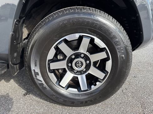 Used 2024 Toyota 4Runner TRD Off-Road image 9