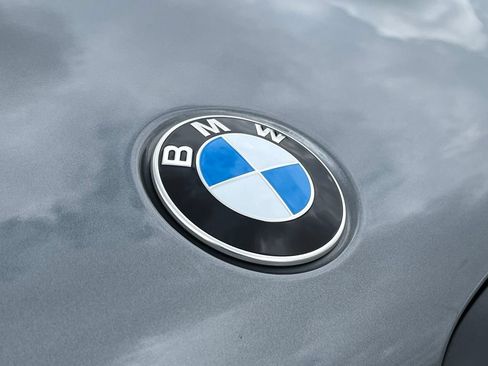 Used 2026 BMW X5 xDrive40i w/ M Sport Package AWD/4WD image 11