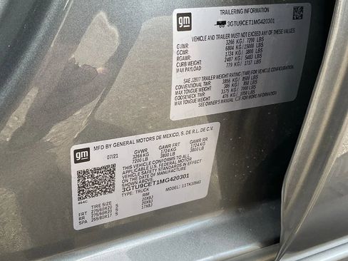 Used 2021 GMC Sierra 1500 Elevation image 19