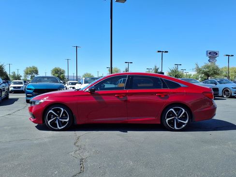 Used 2022 Honda Accord Sport image 3