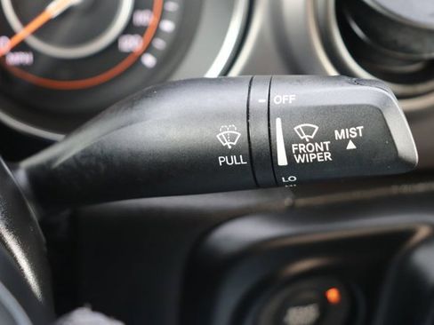 Used 2023 Jeep Gladiator Willys image 22