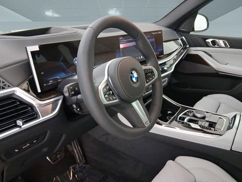 New 2026 BMW X5 sDrive40i w/ M Sport Package image 4