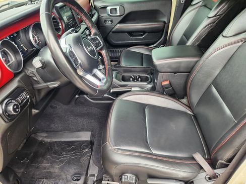 Used 2020 Jeep Gladiator Rubicon AWD/4WD image 13