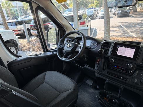 Used 2026 RAM ProMaster 3500 w/ Safety Group FWD image 36