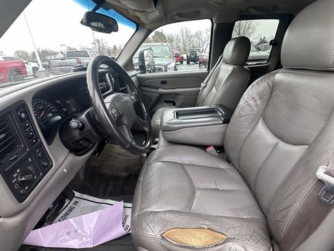 Used 2005 GMC Sierra 1500 SLE w/ Light Duty Power Package image 12