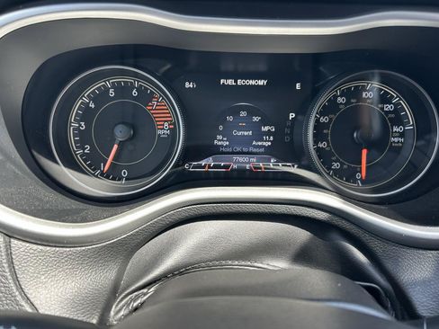 Used 2016 Jeep Cherokee Trailhawk w/ Comfort/Convenience Group AWD/4WD image 5