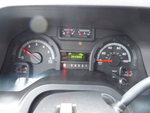 Used 2013 Ford E-350 and Econoline 350 XL image 12