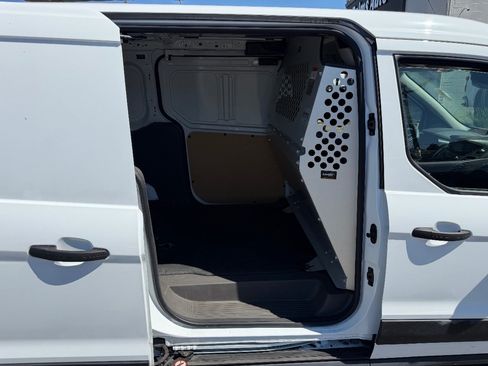 Used 2023 Ford Transit Connect XL FWD image 9