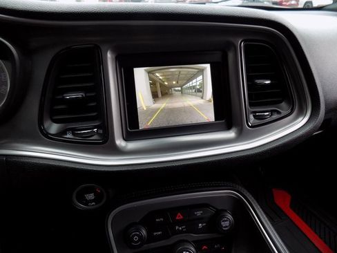 Certified 2022 Dodge Challenger GT image 19