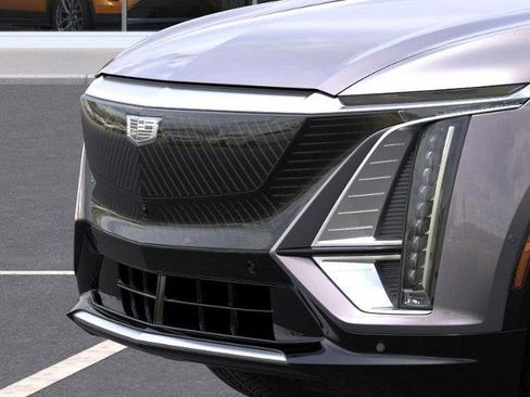 New 2025 Cadillac Lyriq Luxury image 35