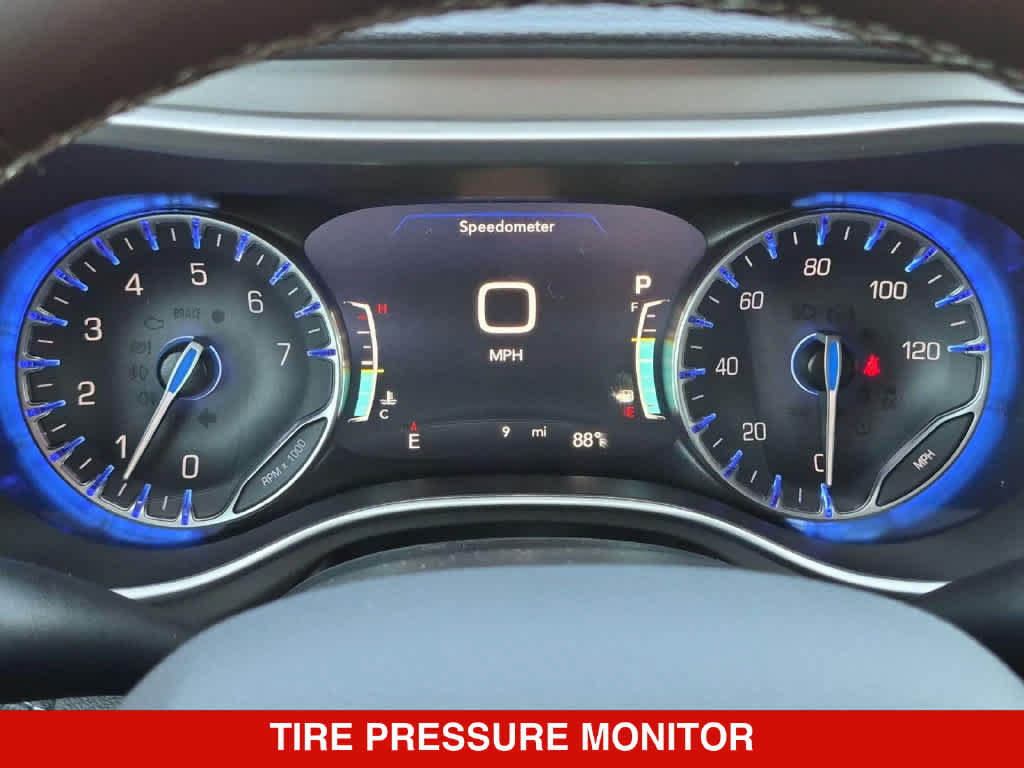 New 2027 Chrysler Pacifica Select FWD image 31