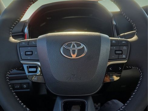 New 2026 Toyota Camry SE image 15