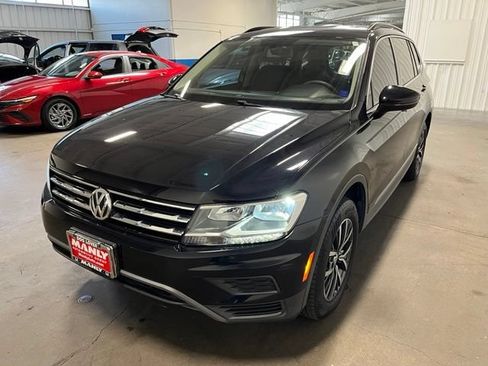 Used 2020 Volkswagen Tiguan SE FWD image 7