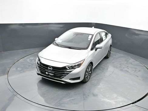 New 2025 Nissan Versa SV w/ Trunk Package FWD image 1