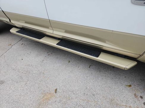 Used 2016 RAM 3500 Laramie Longhorn w/ Convenience Group image 17