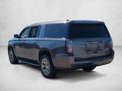 Used 2016 GMC Yukon XL SLT w/ Open Road Package image 8