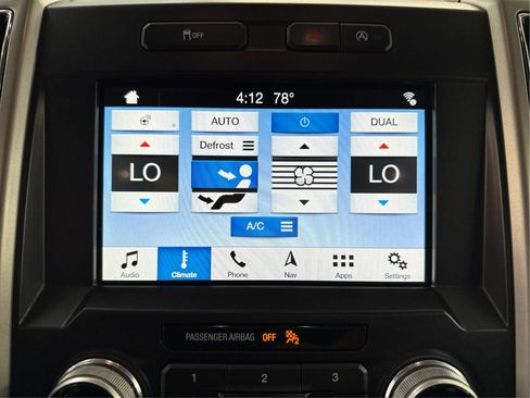 Used 2018 Ford F150 Lariat w/ Equipment Group 502A Luxury AWD/4WD image 37