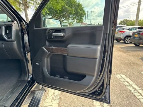 Used 2020 GMC Sierra 1500 Denali w/ Denali Ultimate Package AWD/4WD image 13
