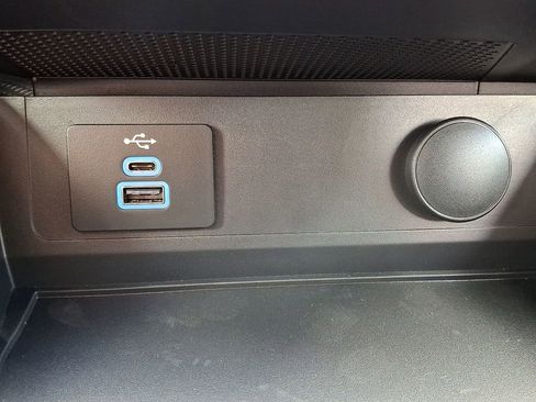 New 2026 Ford Mustang Convertible w/ Bronze Appearance Package image 17