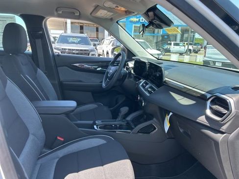 New 2026 Chevrolet TrailBlazer LS FWD image 28