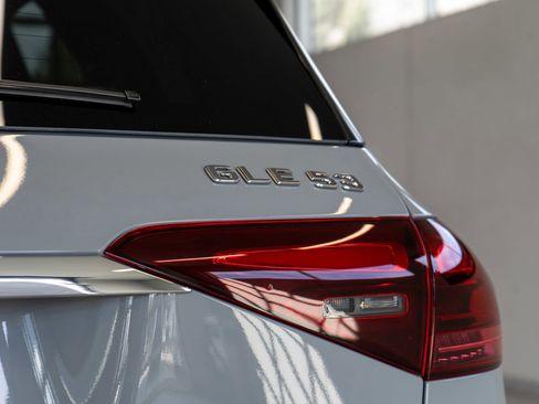 New 2026 Mercedes-Benz GLE 53 AMG 4MATIC image 24