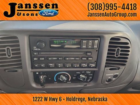 Used 2002 Ford F150 XLT image 21