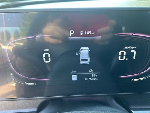 Used 2023 Kia Sportage EX image 14