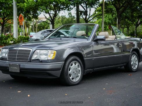 Used 1995 Mercedes-Benz E 320 Convertible image 12