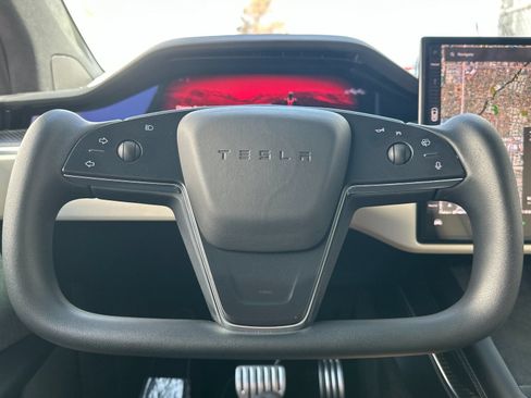Used 2022 Tesla Model X Plaid AWD/4WD image 24