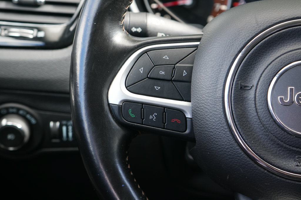 Used 2021 Jeep Compass Limited AWD/4WD image 14