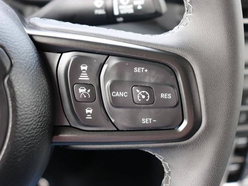 Used 2026 Jeep Gladiator Rubicon AWD/4WD image 33