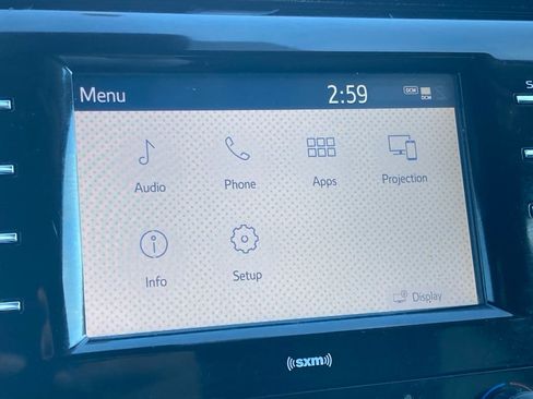 Used 2020 Toyota Camry LE image 21