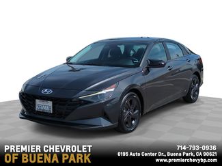 Used 2023 Hyundai Elantra SEL image 1