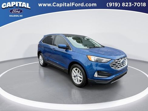 Certified 2022 Ford Edge SEL w/ Convenience Package image 2