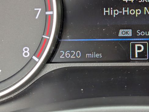 Used 2024 Nissan Sentra SR w/ SR Premium Package image 25